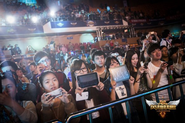 外媒发布全球战力排行榜：EDG排名第一