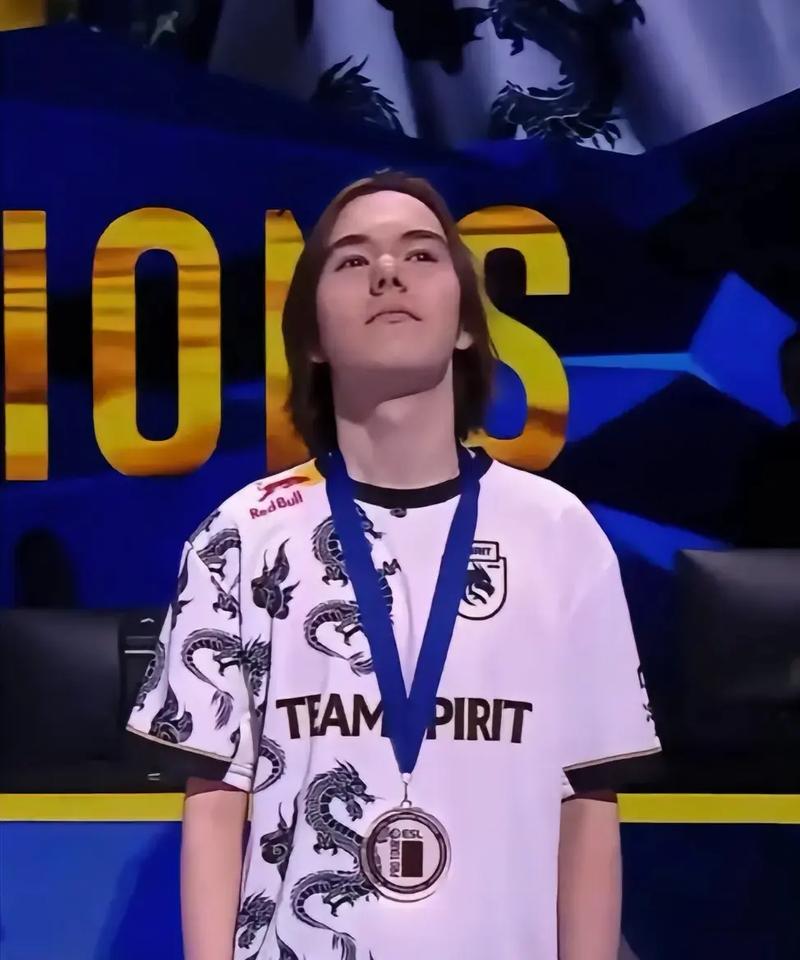 NEST昨日赛果及今日赛程：SN不敌FPX