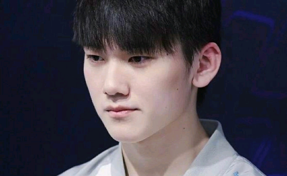 iG官方：中单Cryin正式加入队伍