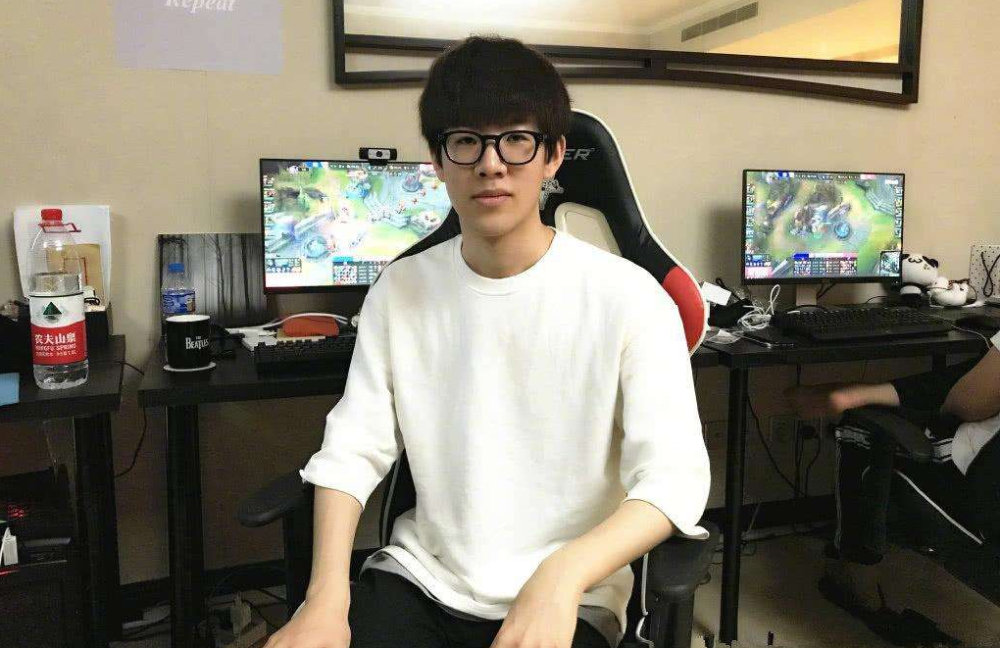 和容